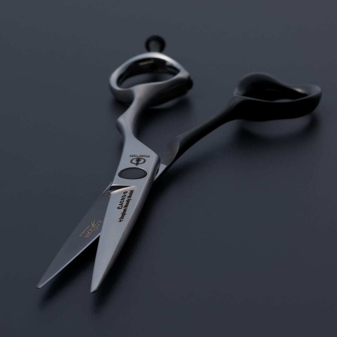 Mizutani Scissors Canada ACRO-S-Stephen-Moody-Model-Competition-Winning Open Blade