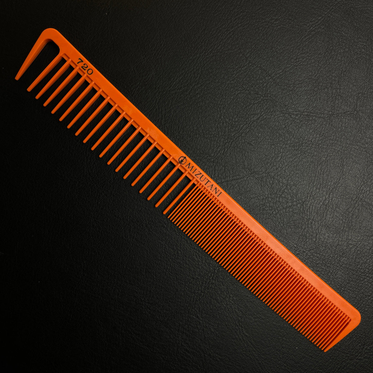 Mizutani_Scissors_Canada_Uehar